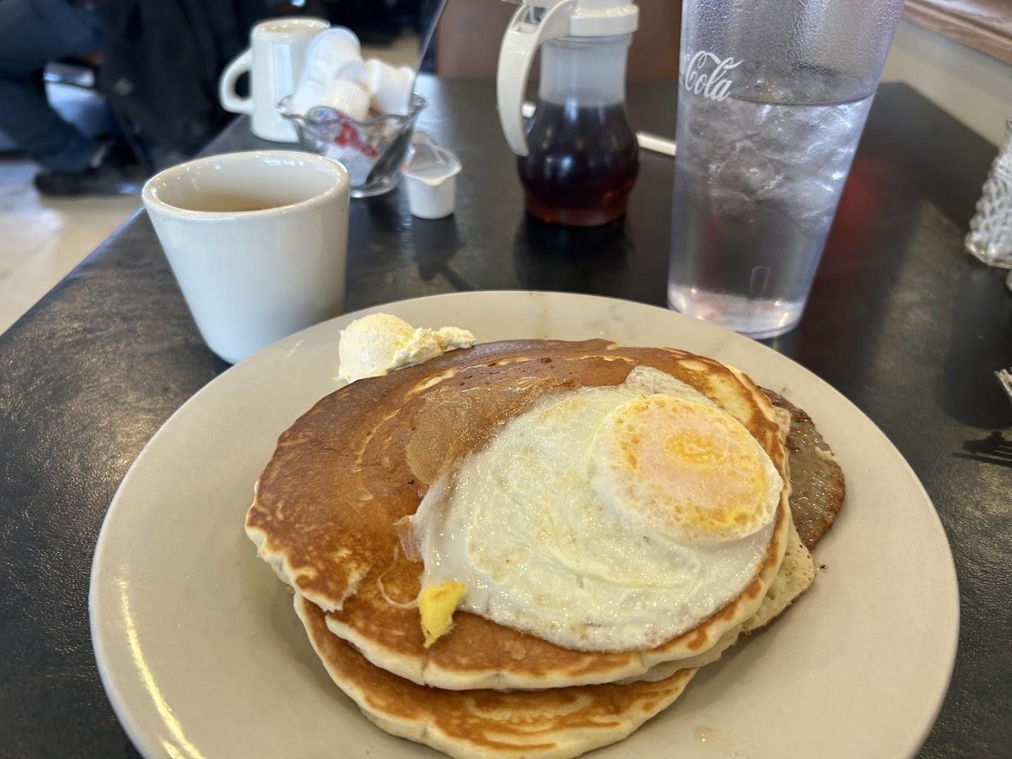 D J's Casual Cafe
